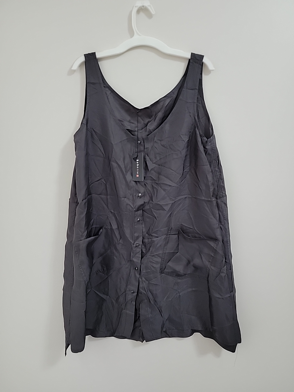 BABETTE Taupe San Francisco Charcoal Top Button  Front Scoop Neck Packets S NWT
